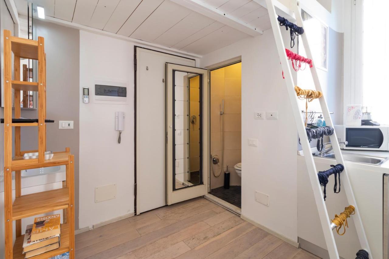 Appartamento Piccolo Loft Navigli Milano Esterno foto